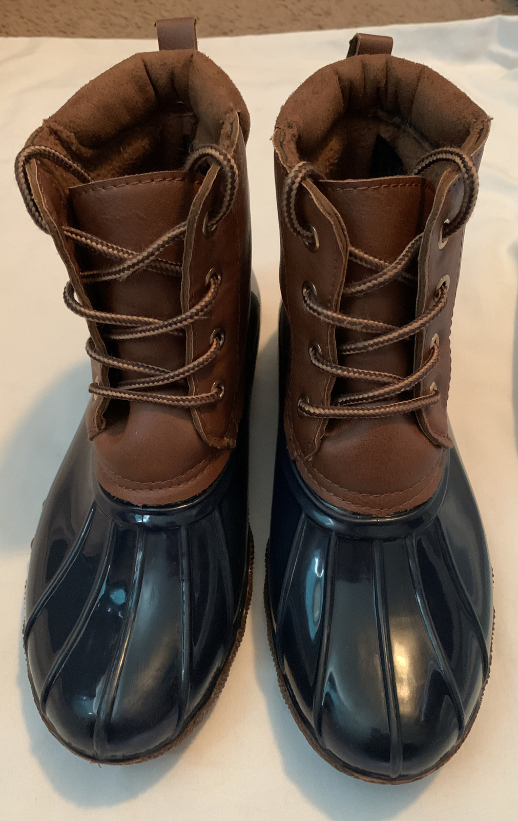 Yo Kids “Gavin” Snow/rain boot Size 5 Excellent Condition