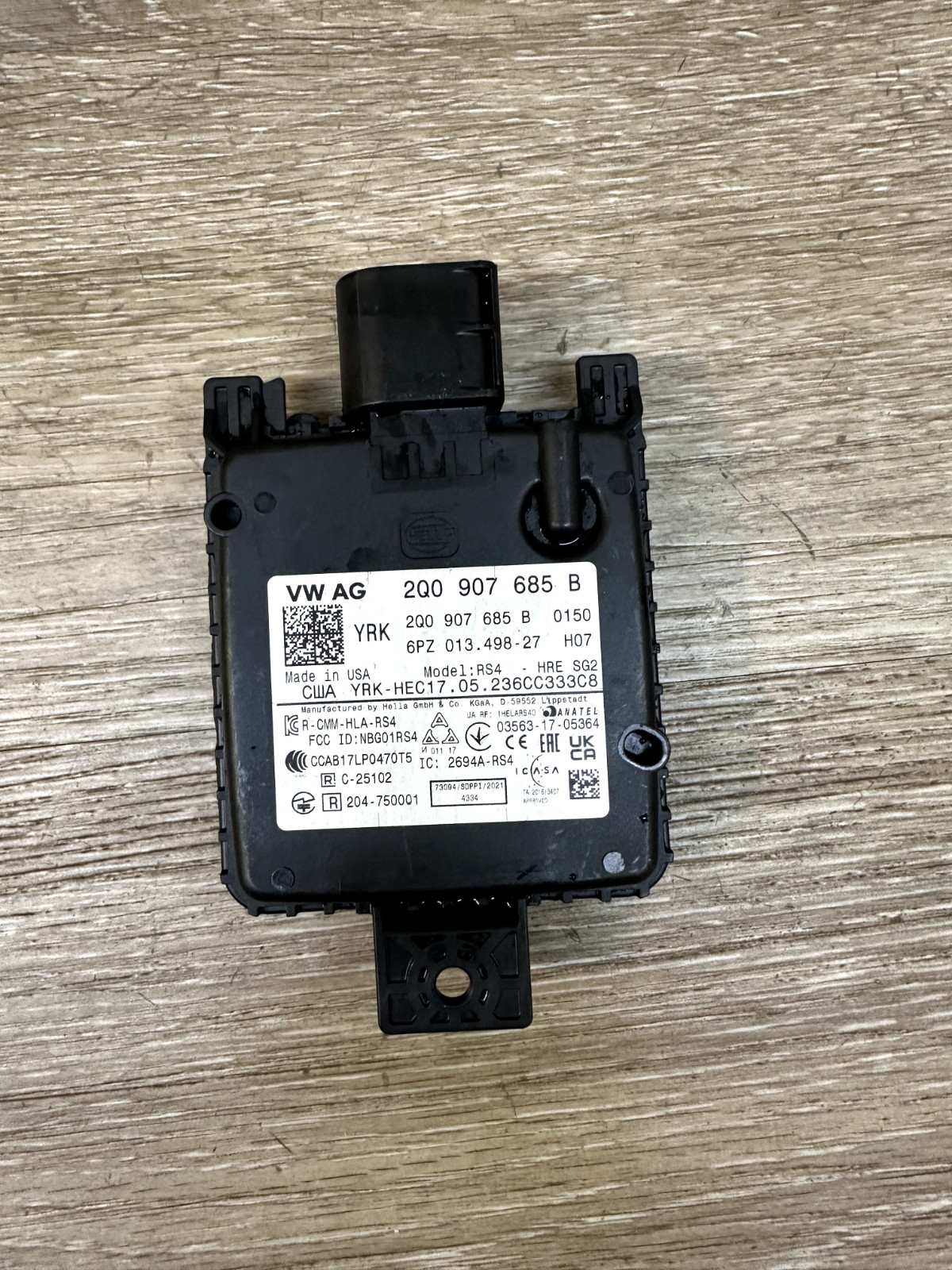 2019-24 VW BLINDSPOT RADAR OEM PART # 2Q0.907.685.B  ( FITS MULTIPLE VEHICLES )