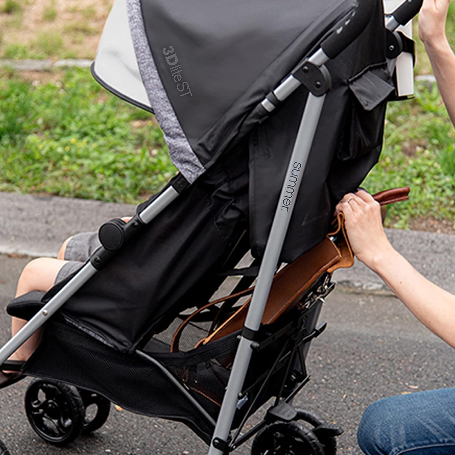 Summer 3Dlite ST Convenience Stroller - Multi-Position Recline & Storage Basket