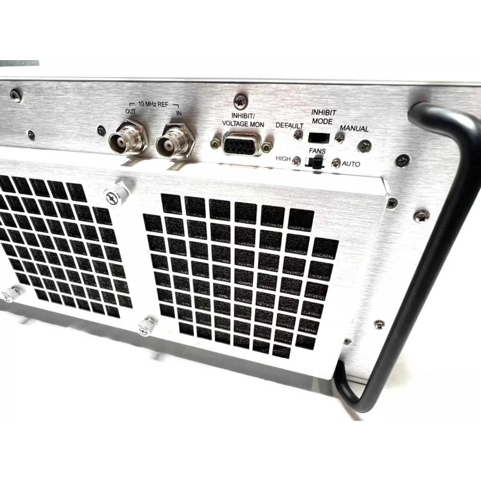 NEW National Instruments PXIe1075 PXIe-1075 Up to 4 GB/s PXI Chassis