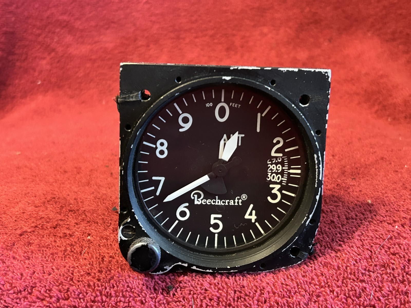 BEECHCRAFT ALTIMETER P/N 58-380069-7 AEROSONIC P/N 1017-35-11565 TO 35,000 FEET