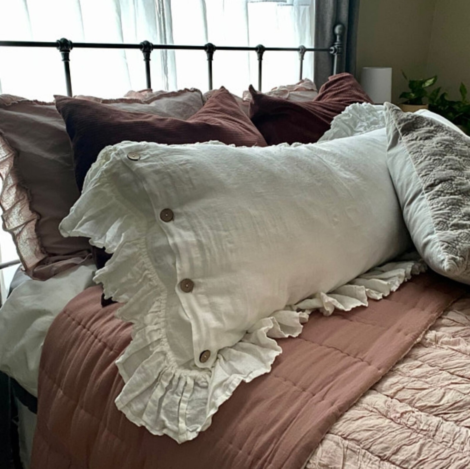 Ruffled pillowcase linen pillow sham with ruffle around buttons closure gift