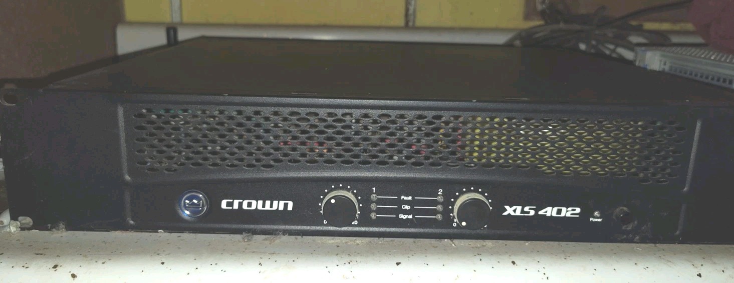 Crown XLS 402 2-Channel Power Amp Pro Audio DJ Rackmount 100% Working!!!!