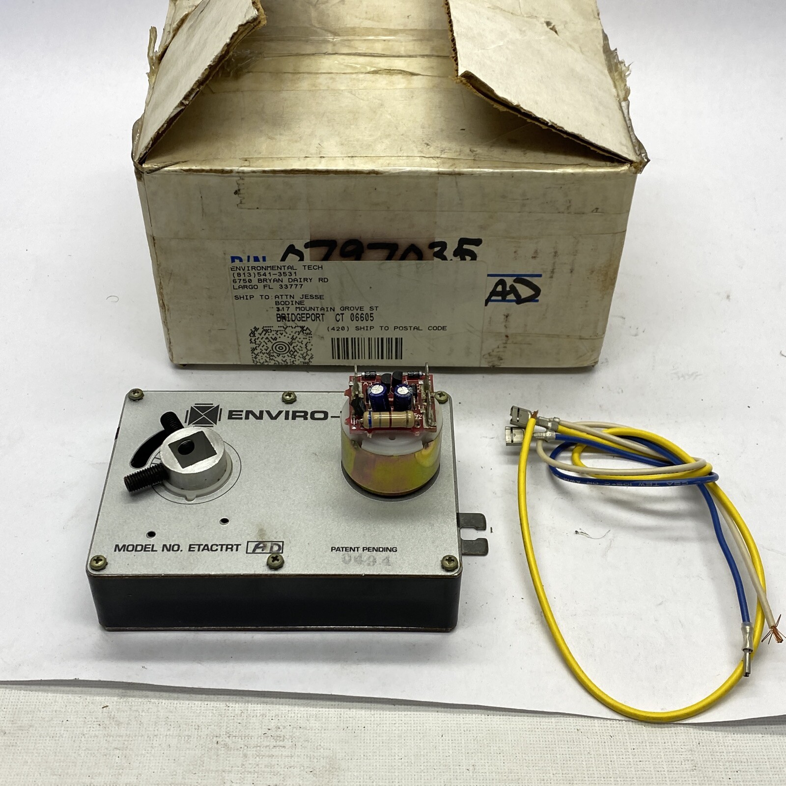 USED Enviro-Tec ETACTRT AD Rotary Damper Actuator Model NO. ETACTRT AD