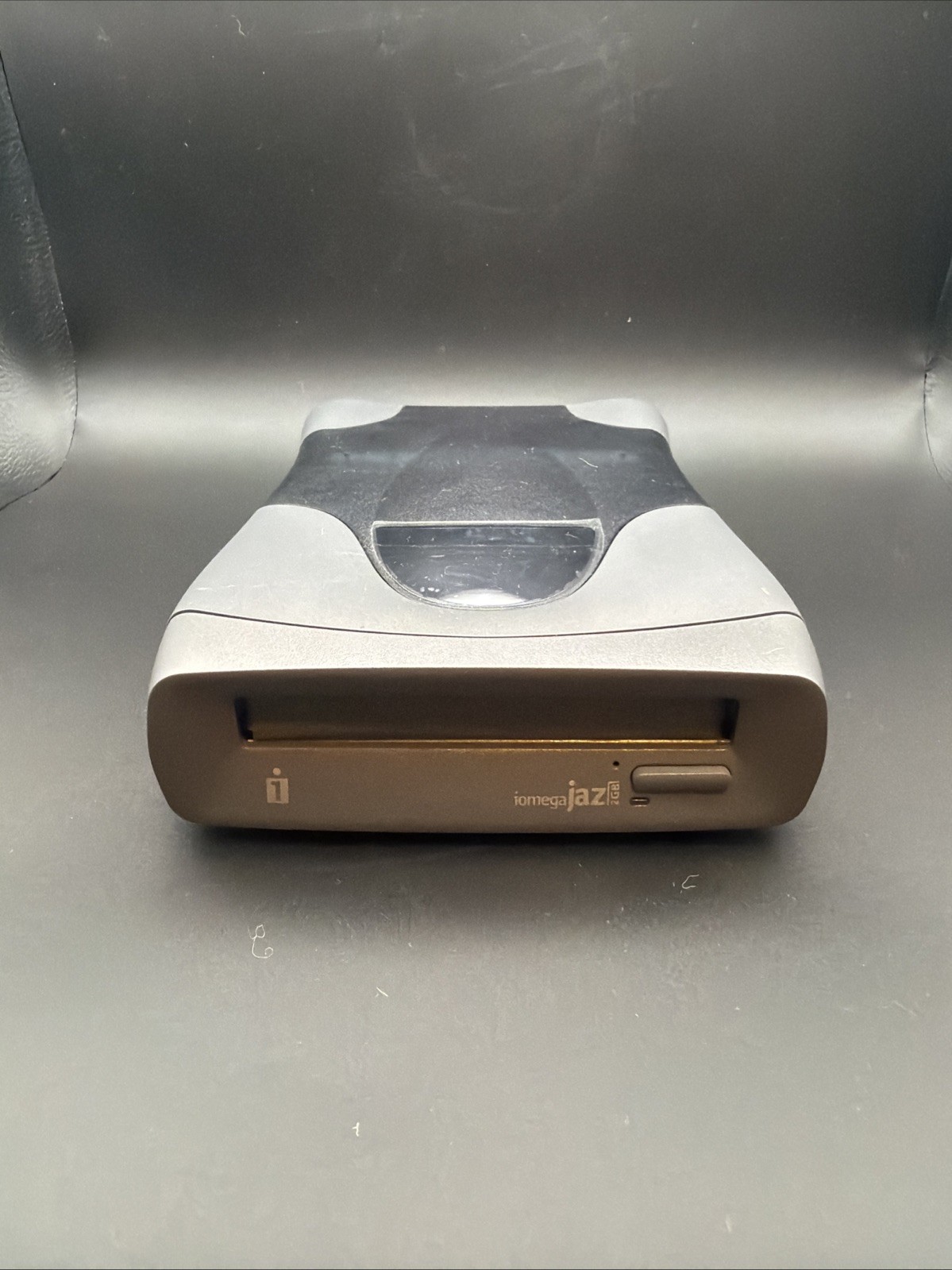 Iomega Jaz 2GB External SCSI Drive Model V2000S - FOR PARTS  REPAIR