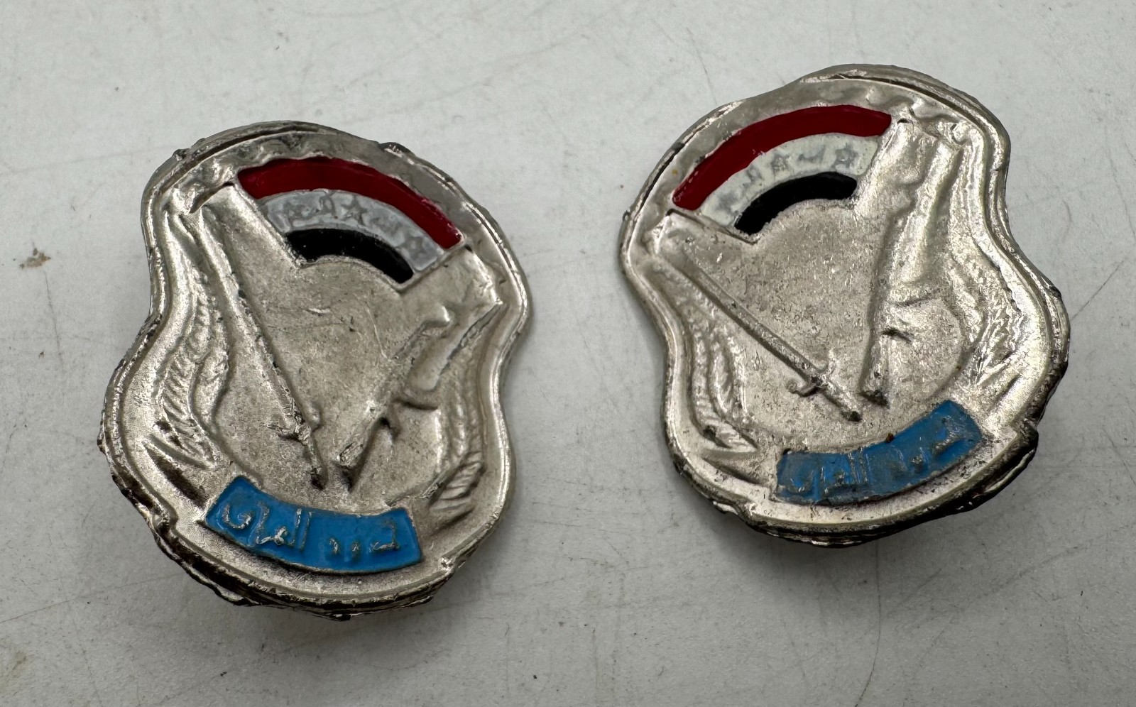 Vintage LOT of 2 Saddam era Iraqi Army Armed Forces Insignia Pin Badge