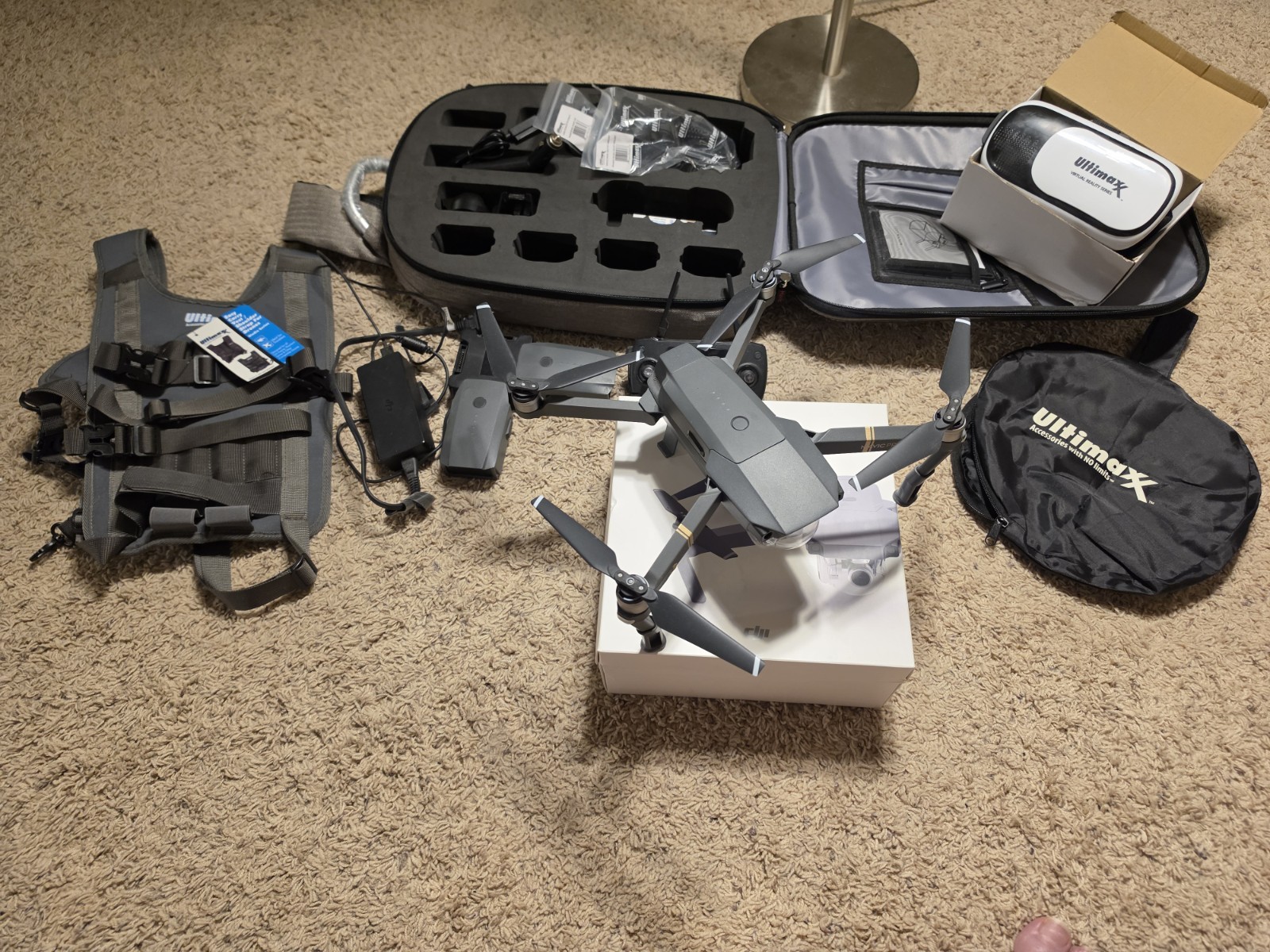 DJI Mavic Pro Camera Drone Bundle w Remote Controller, Batteries, Charger, Case