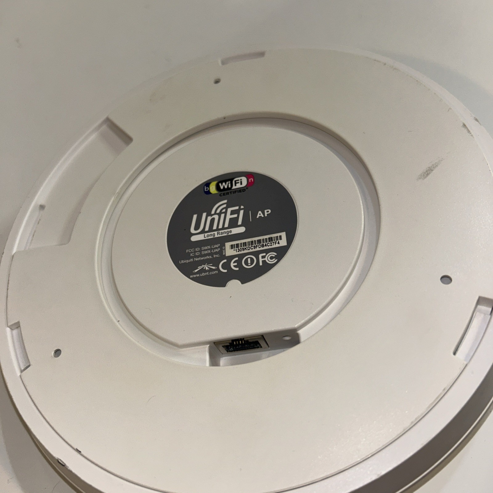 Ubiquiti UniFi AP LR Long Range Wireless Access Point – Good Condition