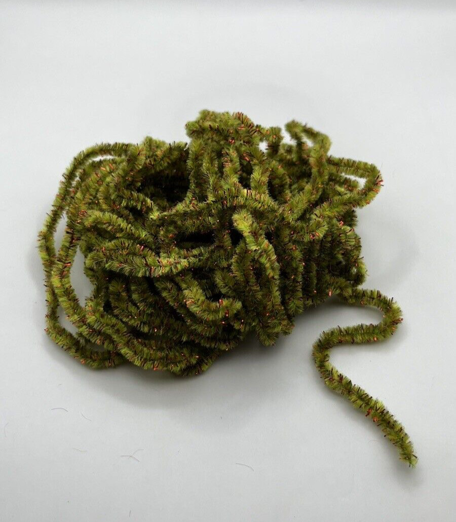 New Age Chenille - Reds Olive 5 Yard Pack Fly & Jig Tying #2 Medium Size