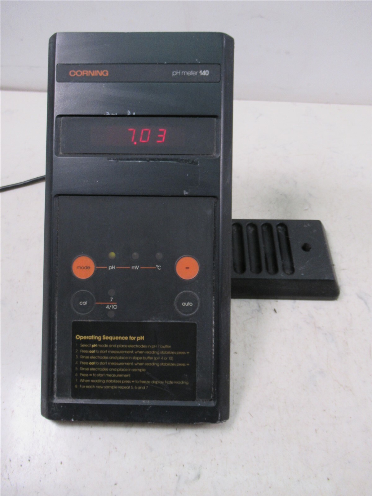 Corning pH Meter 140 Digital Laboratory Device