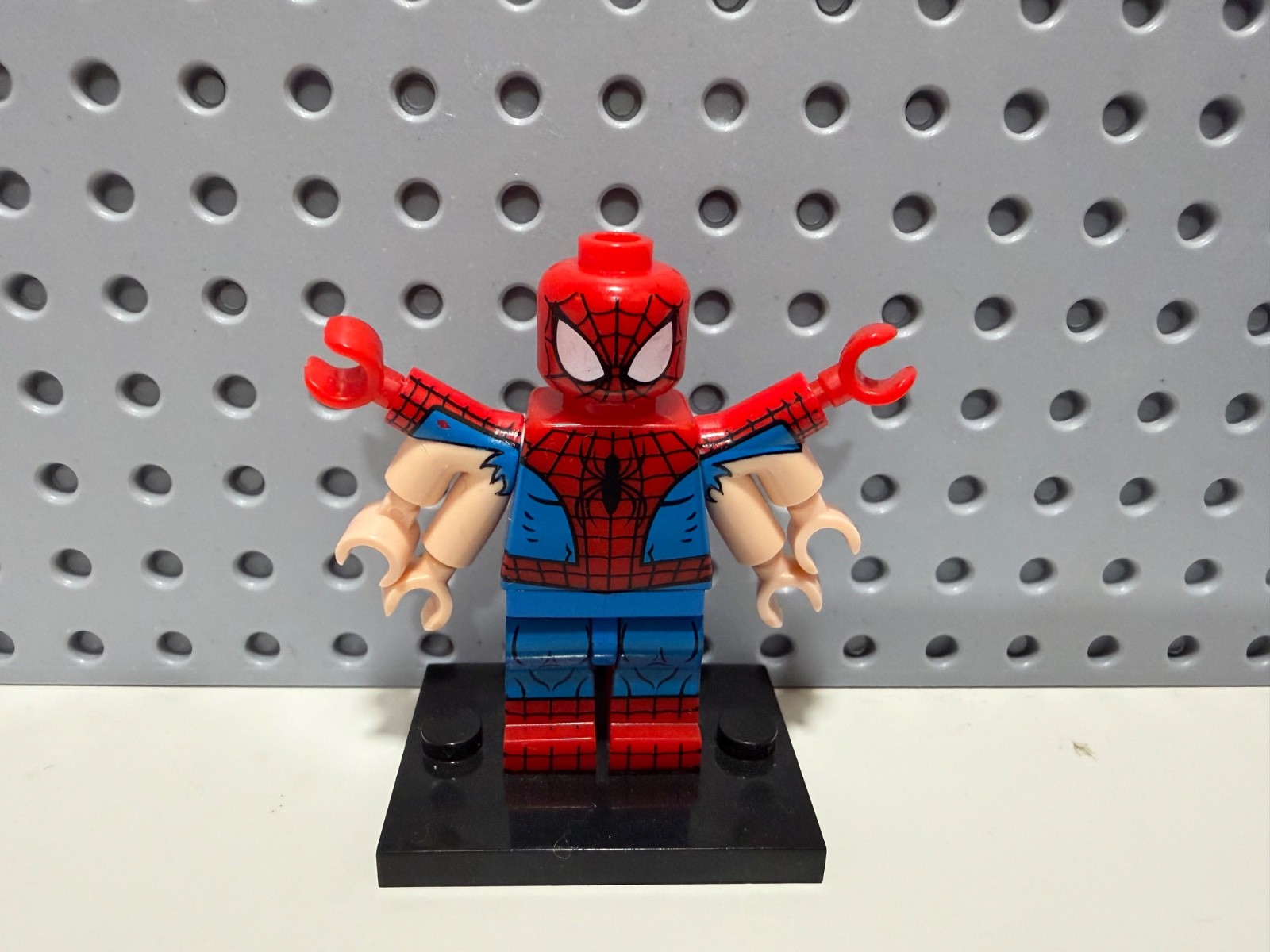 LEGO Marvel Spider-Man Six-Armed Custom MInifigure