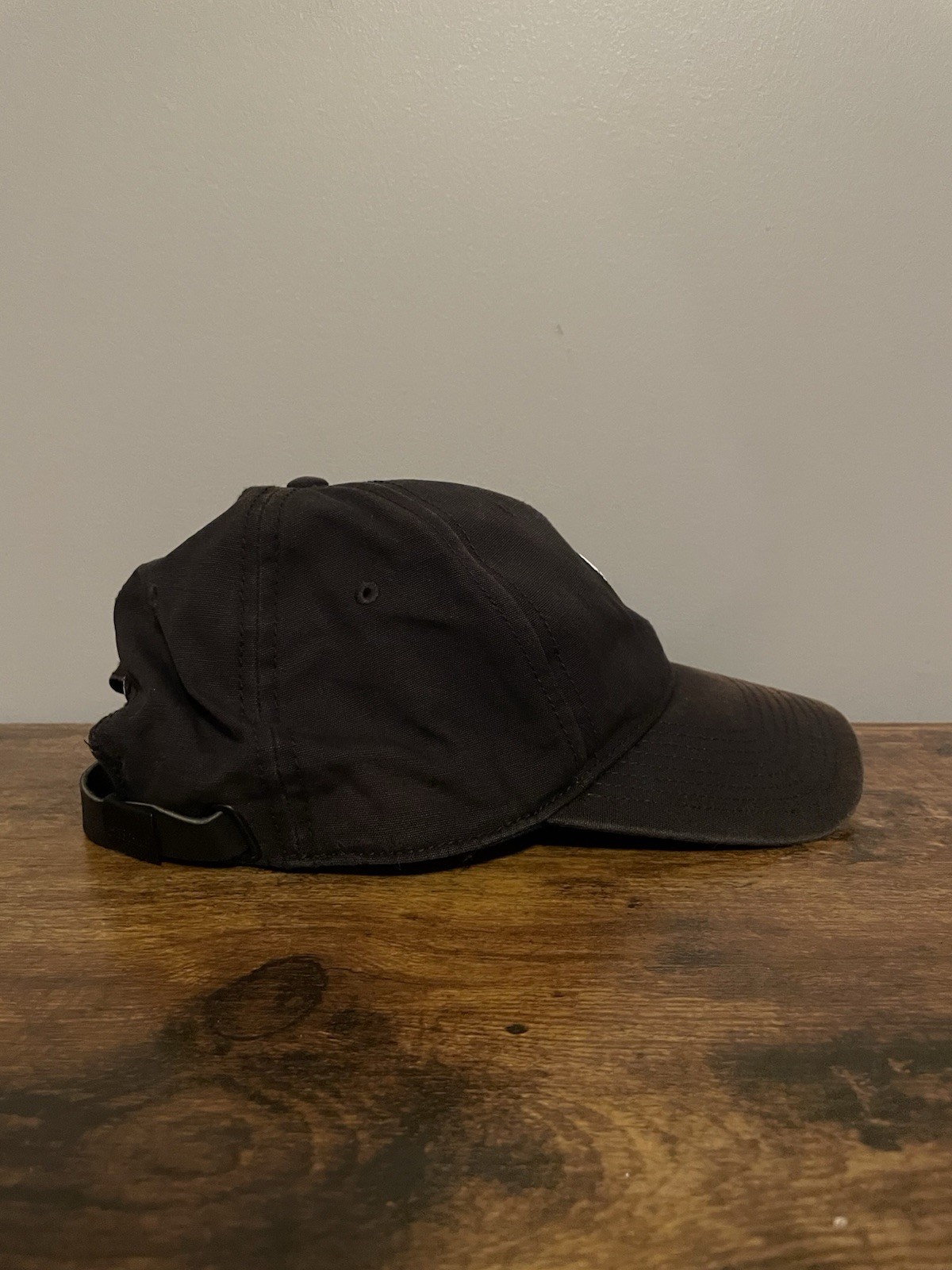 Titleist Hat Adjustable Black Strapback Golf Cap (H2)