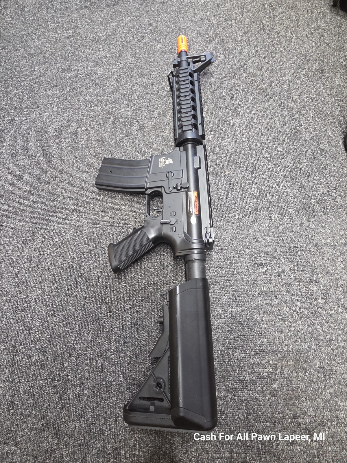 Lancer Tactical 6mm Caliber Airsoft Rifle Unit untested