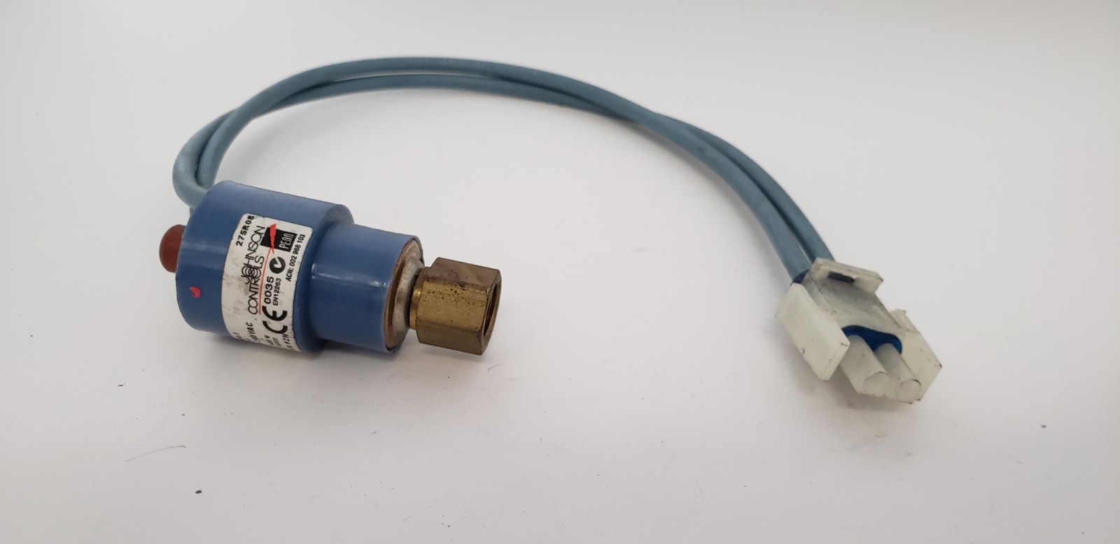 JOHNSON CONTROLS P100DA-1 PRESSURE SWITCH, BLUE, 6(6)A, 240VAC
