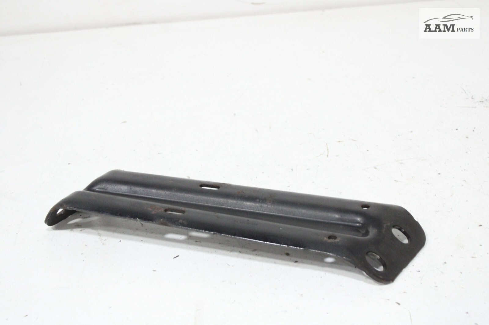 2018-2024 FREIGHTLINER CASCADIA FRONT RIGHT FRAME BRACE BRACKET OEM