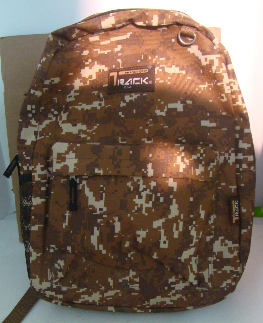 TRACK USA BY TRIPLE  GEAR CAMOU OUTDOOR SCHOOL SATCHEL BACKPACK