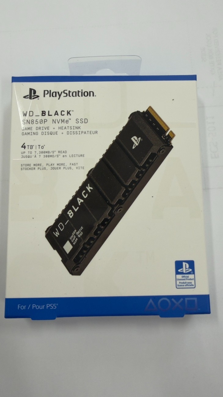 WD - BLACK SN850P 4TB Internal SSD PCIe Gen 4 x4 with Heatsink for PS5