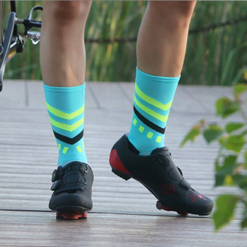 Pro Mens Womens XC Cycling Sports Ankle Socks Riding Socks Bicycle Socks Blue