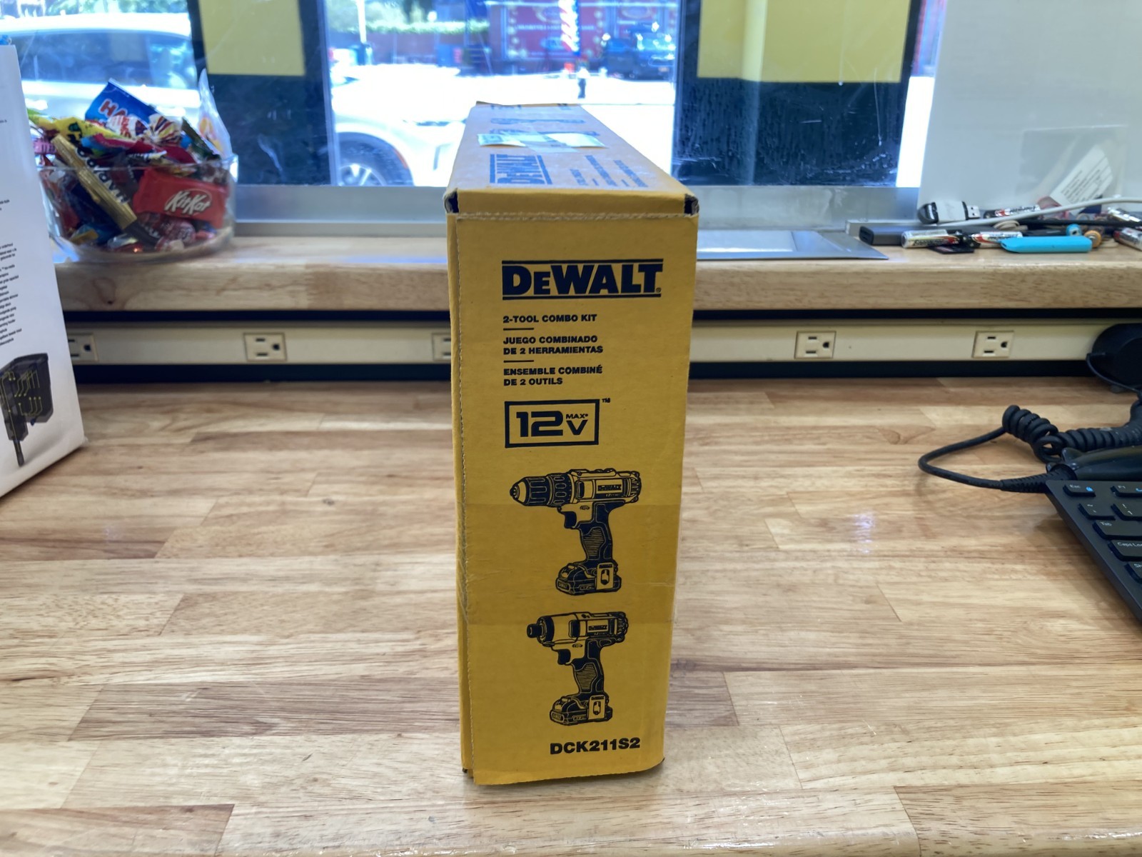 DEWALT 2-Tool 12-Volt Max Power Tool Combo Kit with Soft Case . DCK211S2 New
