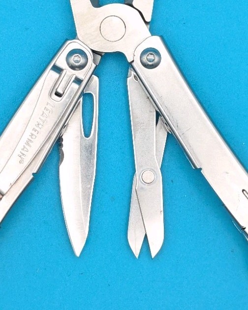 LEATHERMAN WINGMAN MULTI-TOOL! FAST SHIPPING!