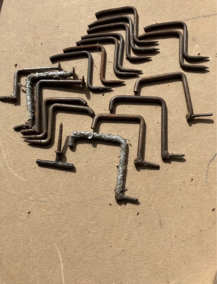 18 Tree Stand Screw In Steps & 1 Stabilizing T Screw Used