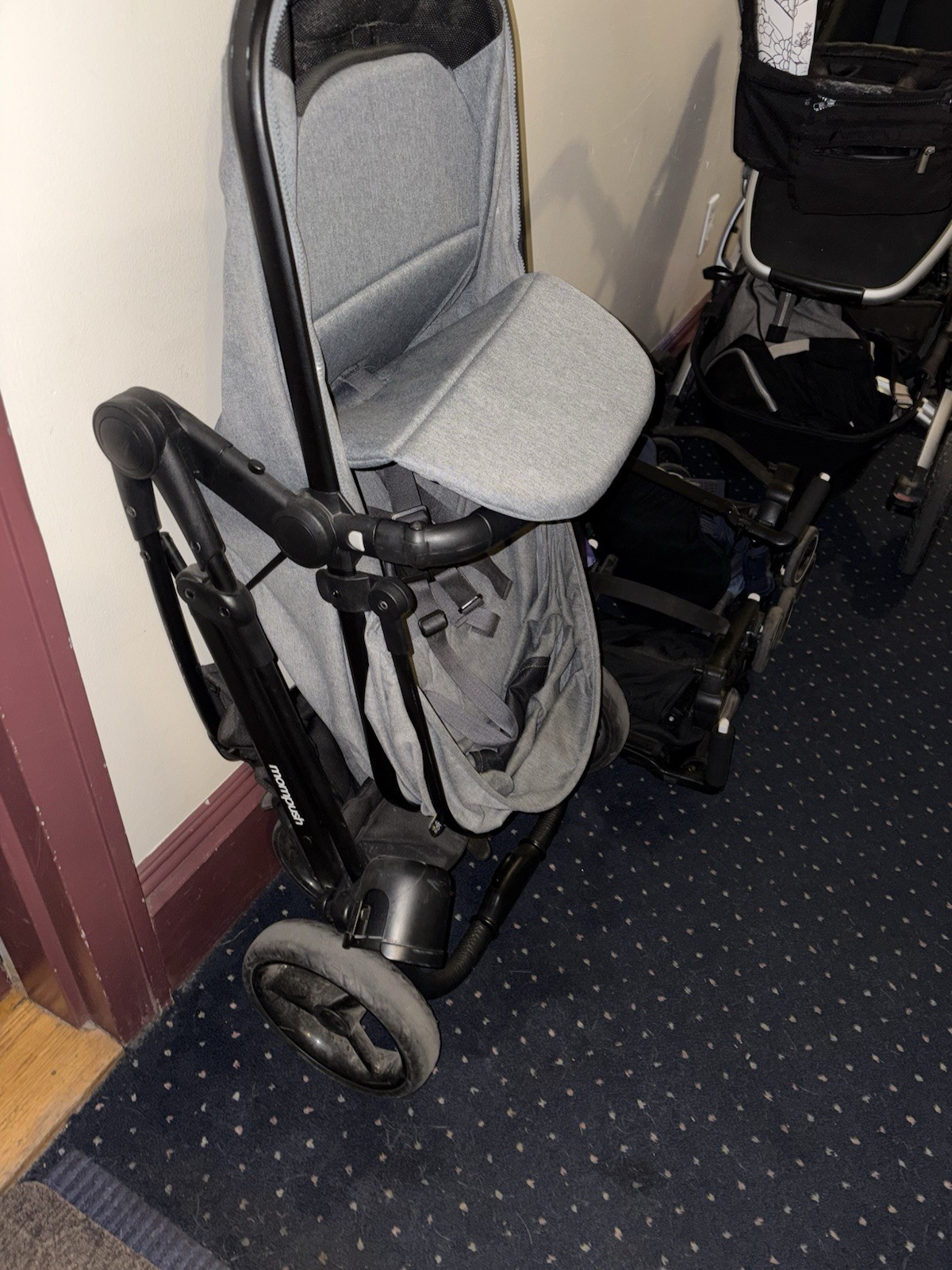 mompush stroller