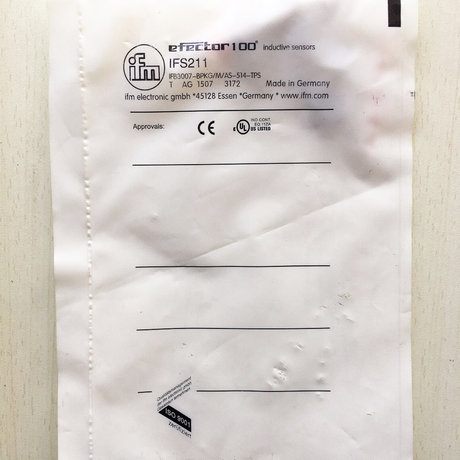 IFM IFS211 Inductive Sensor Threaded Type 10...36 DC PNP New