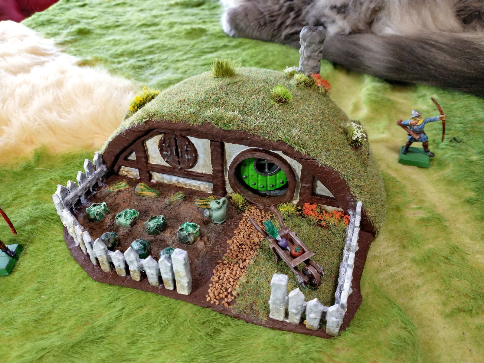 Painted Hobbit Gardener's House 28mm Halfling Village Terrain D&D Warhammer LotR
