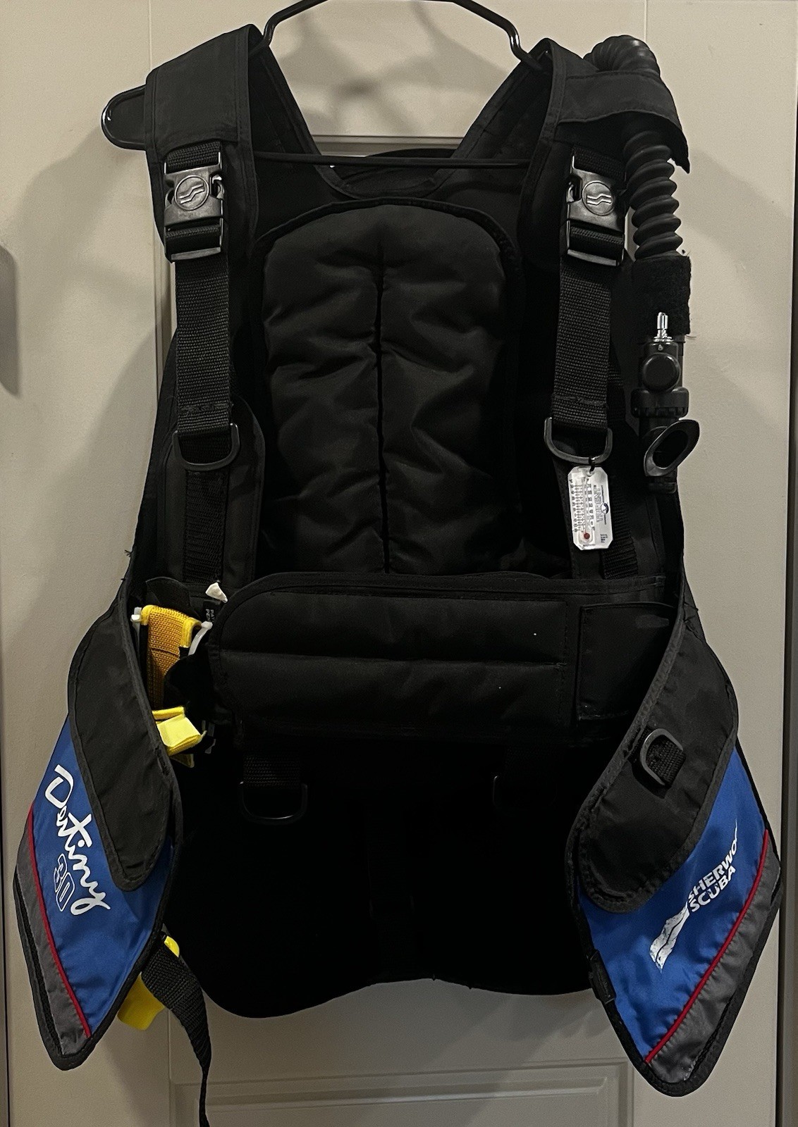 Sherwood Scuba Diving BCD Vest Medium Destiny 30
