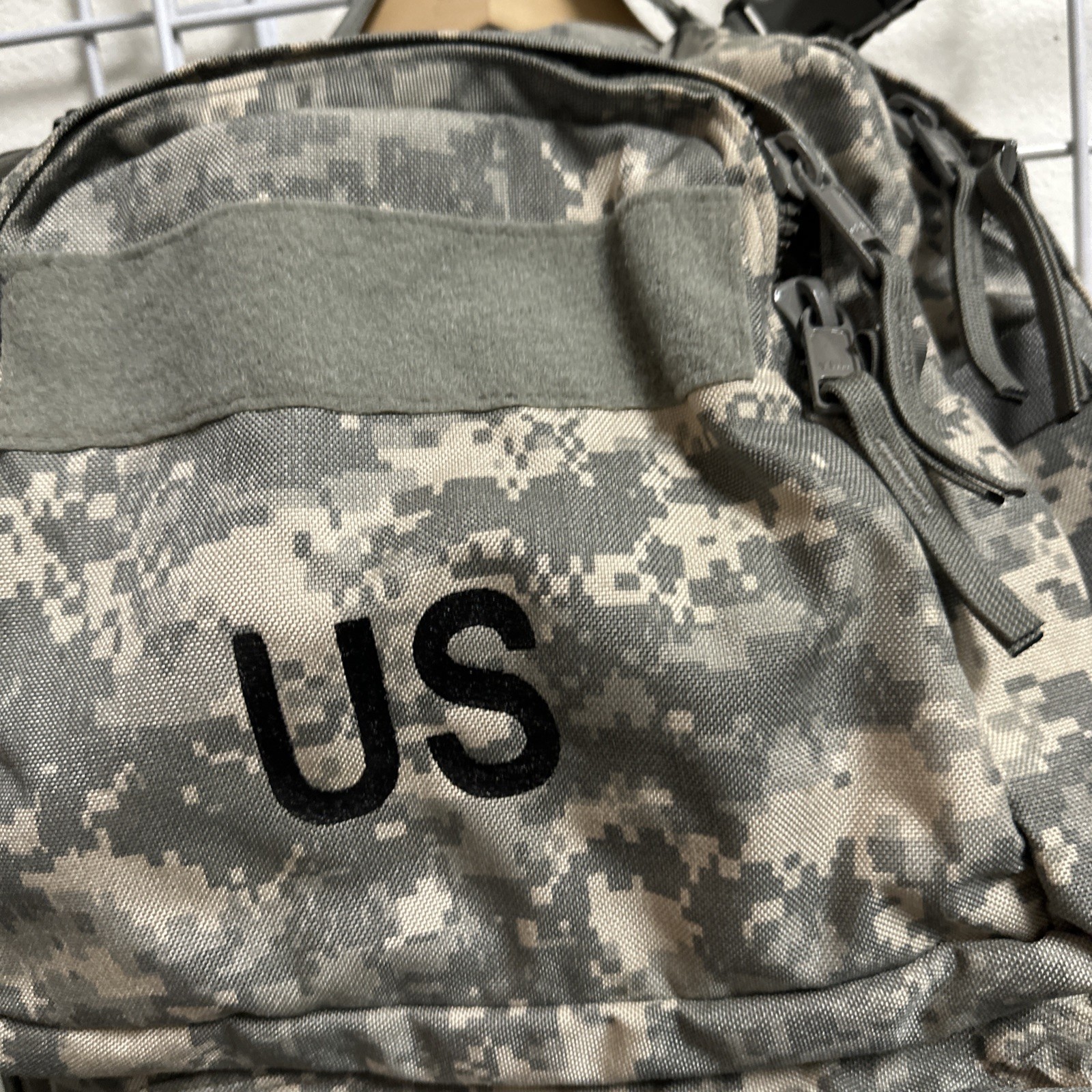 NEW USGI ACU DIGITAL MOLLE Medium Rucksack Backpack New