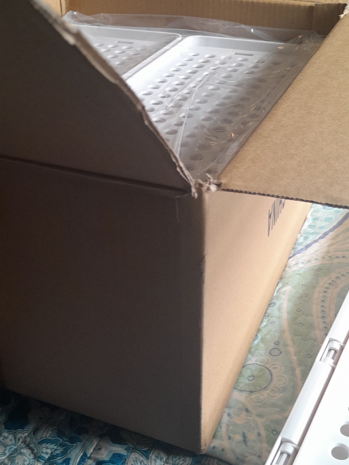 Stackable Foldable Bins/baskets Lot Of 5 White New In Box