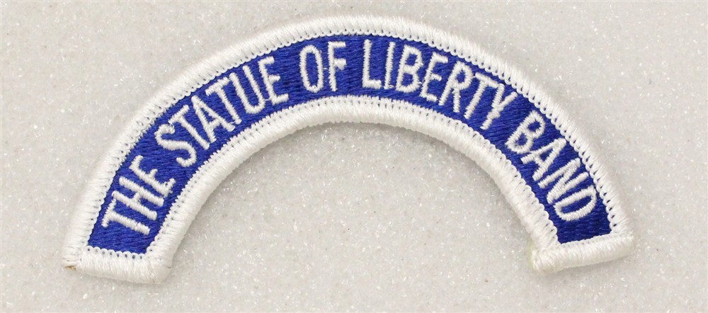 Army Patch 4888 - 319th "The Statue of Liberty Band" - merrowed edge