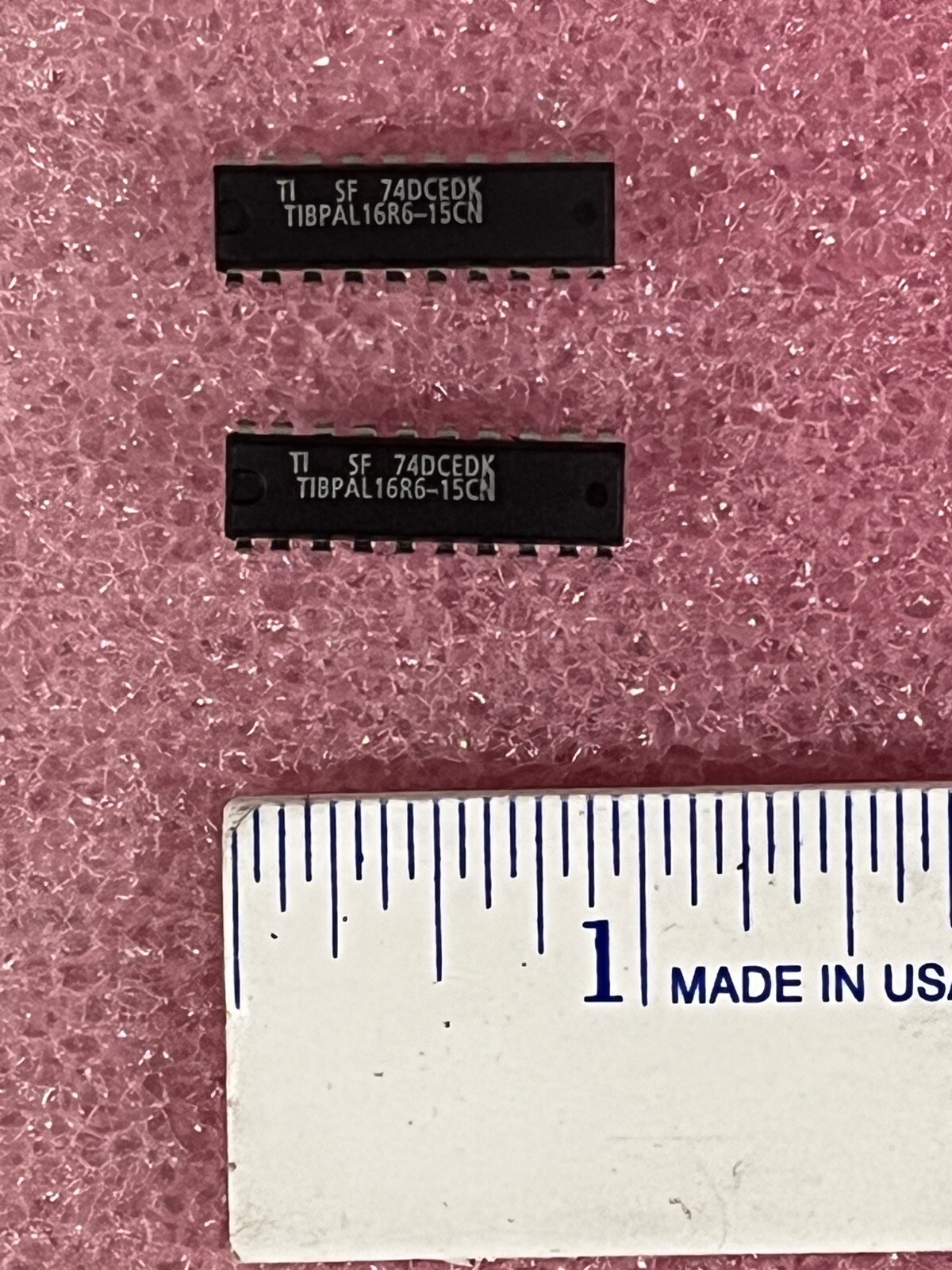 TIBPAL16R-15CN IC SIMPLE PROGRAMMABLE LOGIC TI 20 PIN DIP (LOT OF 2)