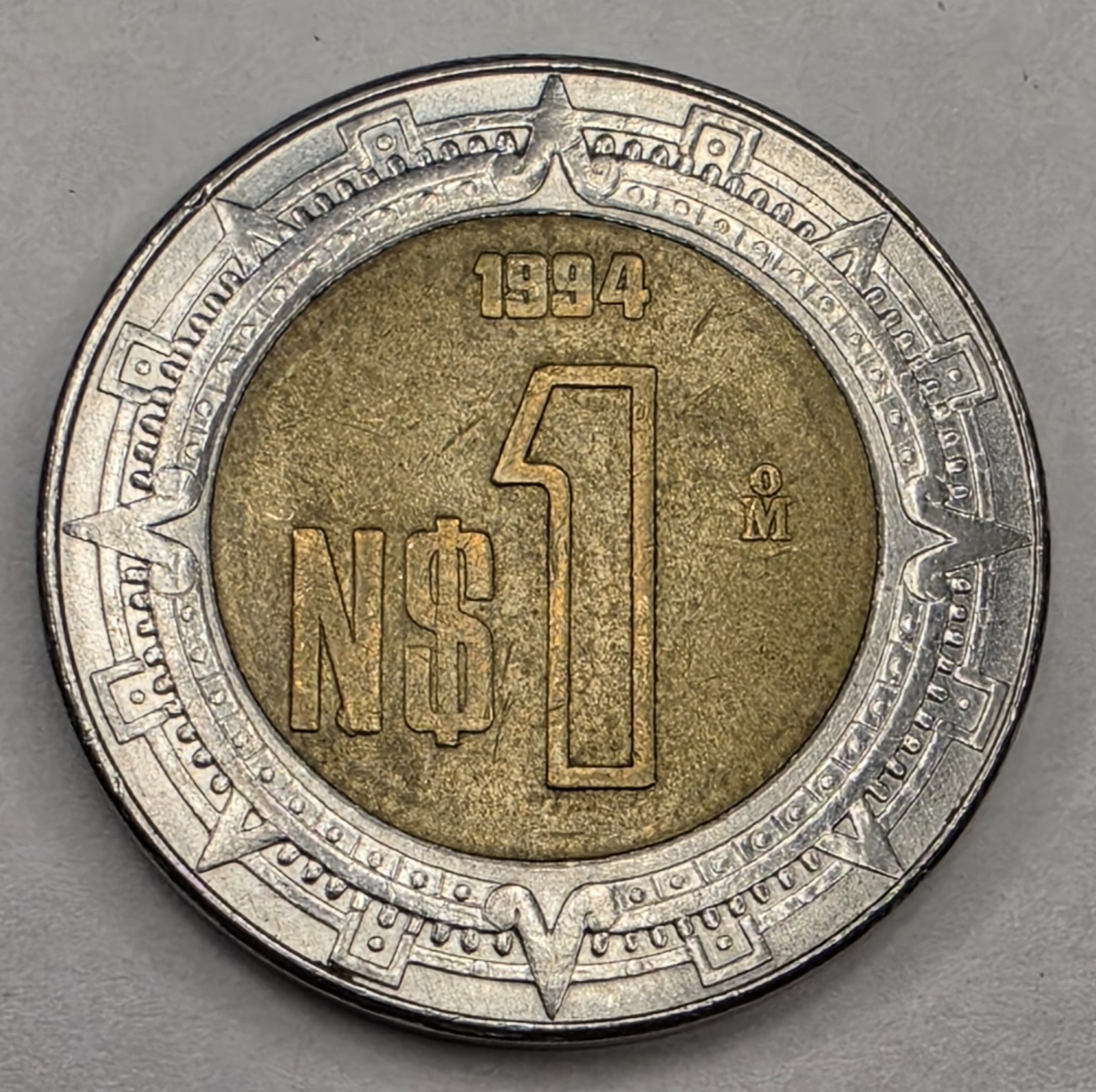 1994 Mexico 1 One Nuevo Peso - Circulated Mexican Bimetallic World Coin - L2