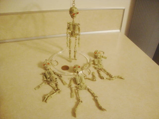 Collectible Spooky Halloween SKELETON Key Chain x4 Dangles RED GEM EYES Detailed