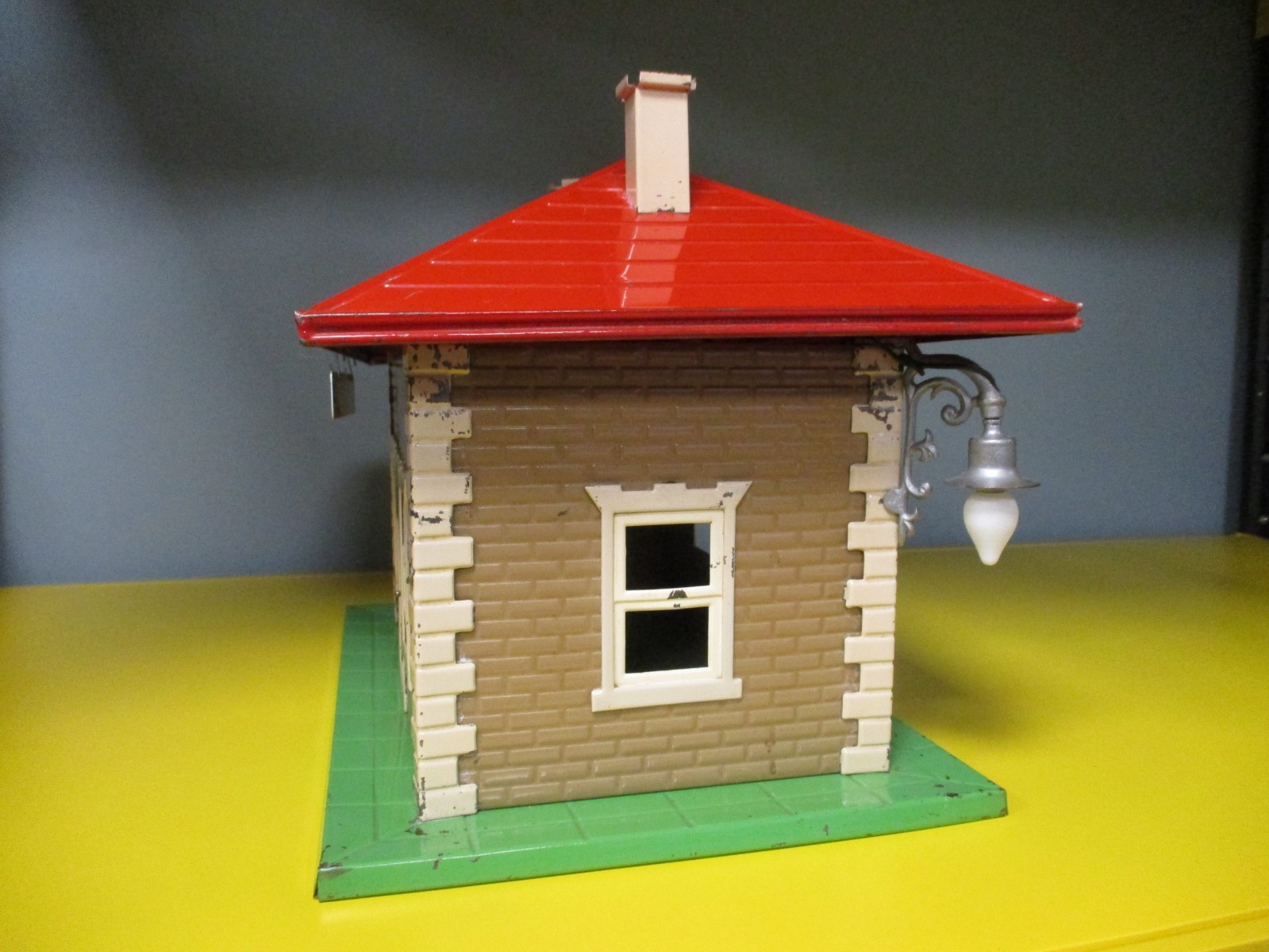 Lionel Prewar Station #134