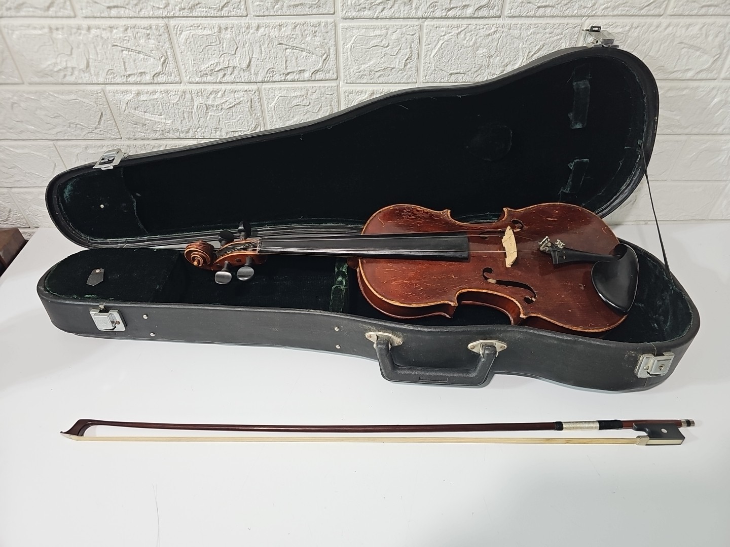 Vintage Violin With Case And Bow Needs A Bit Of Work, ReStore Project