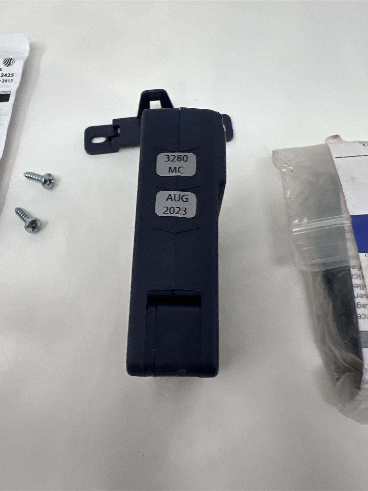 Johnson Controls CSDSC-C50100L0 Current Sensing Relay; 0.50-10A; Self Powered