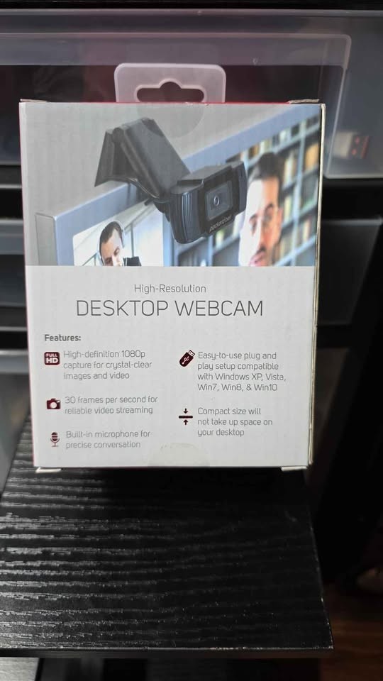 Packard Bell High Resolution 1080P Webcam.