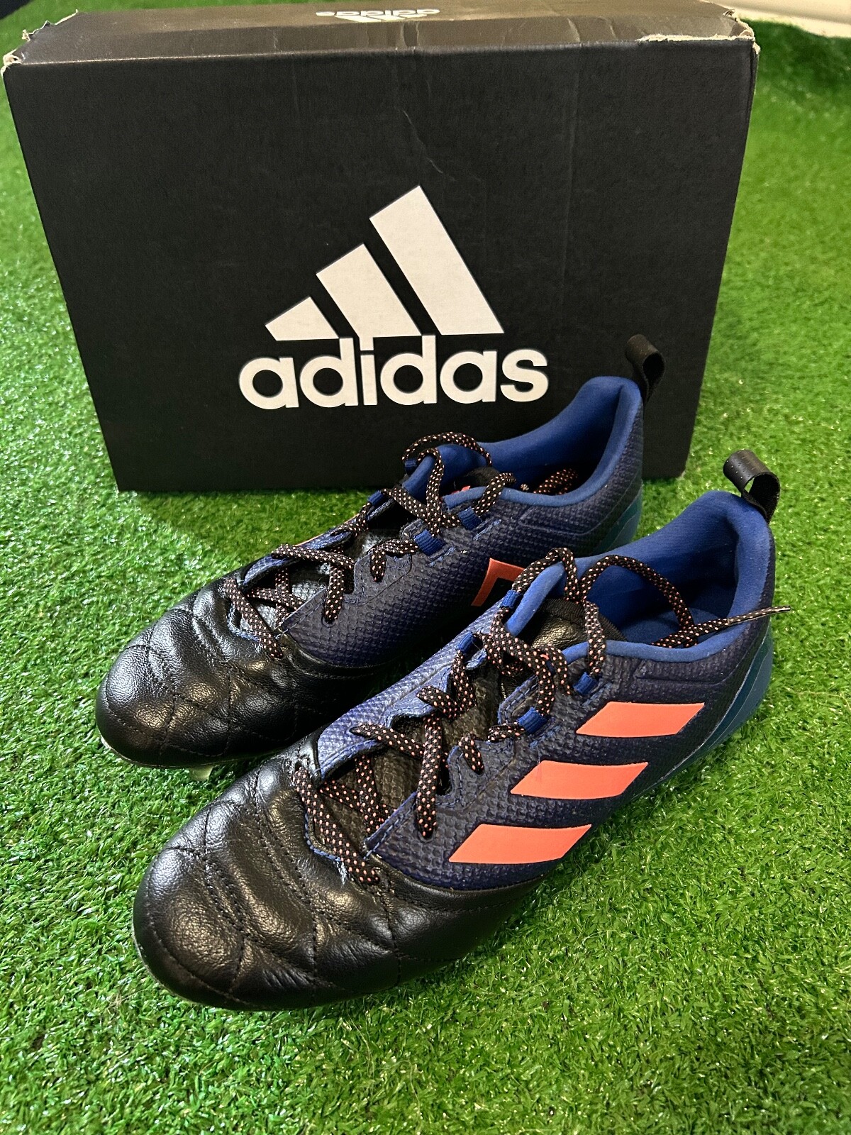 Adidas Ace 17.1 FG Leather Women Soccer Shoes Cleats US 6.0 Black WORN ONCE!