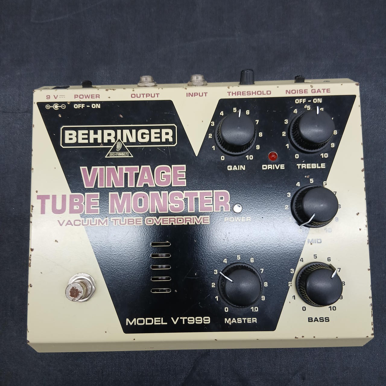 BEHRINGER Effect Pedal VT999