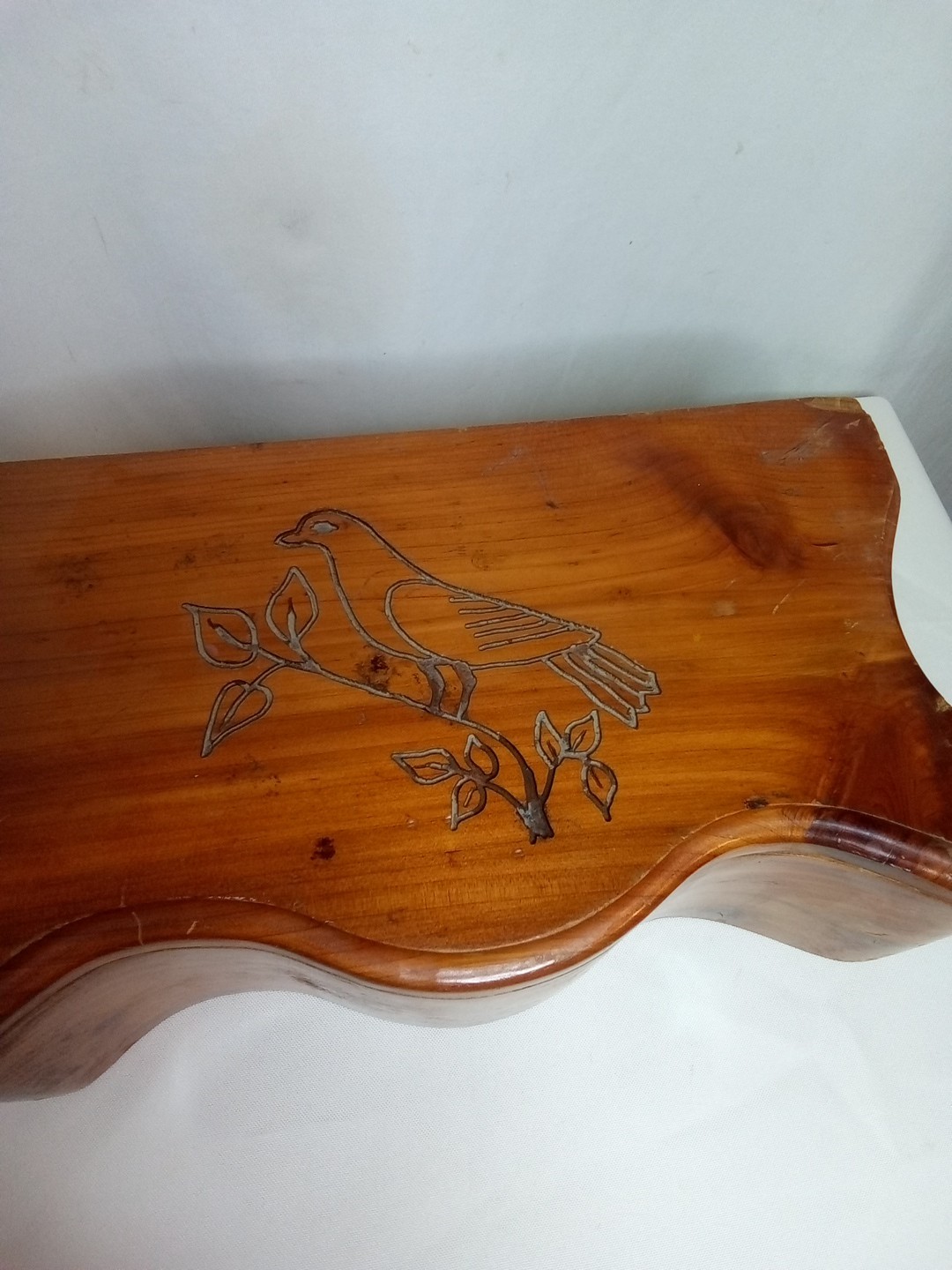 Vintage Unique Hand Carved Dove Cedar Chest Jewelry Trinket Box