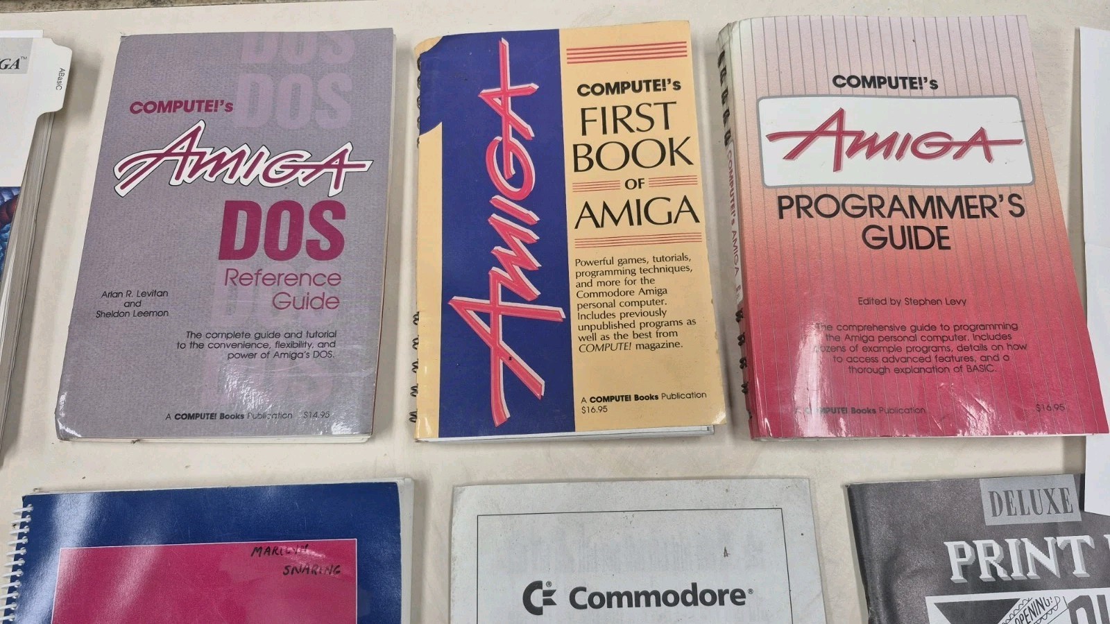 AMIGA Lot Software, Manuals, Programs, Books, Games, Instructions, Commodore