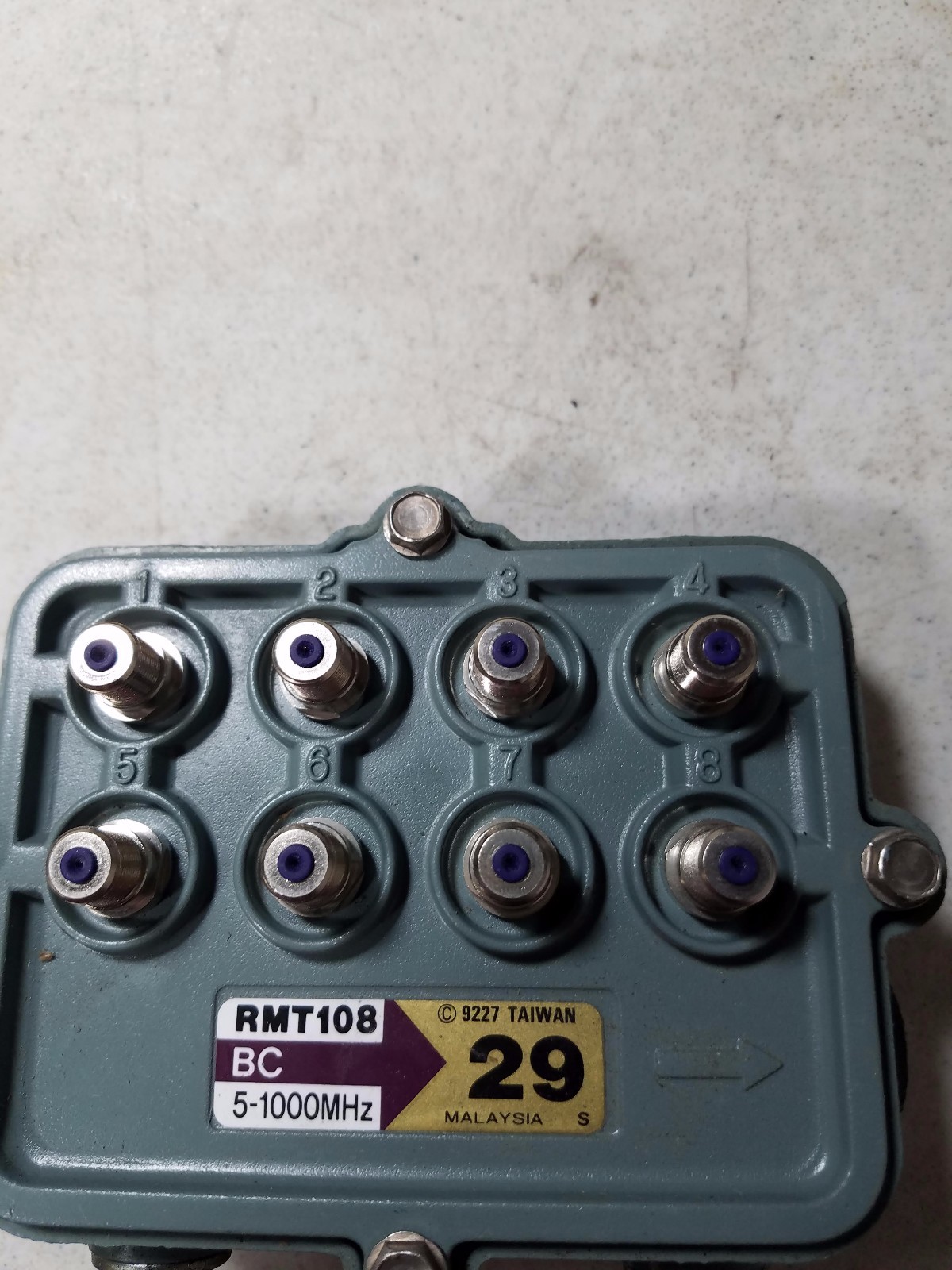 Regal, RMT108-BC-29, 29DB Tap, 8-Port, 5-1000MHz