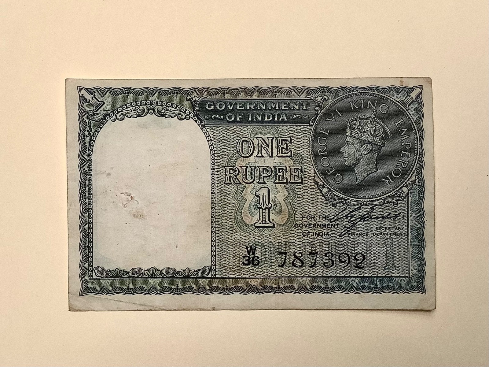 British India One (1) Rupee 1940 George VI P 25 - FREE US SHIPPING