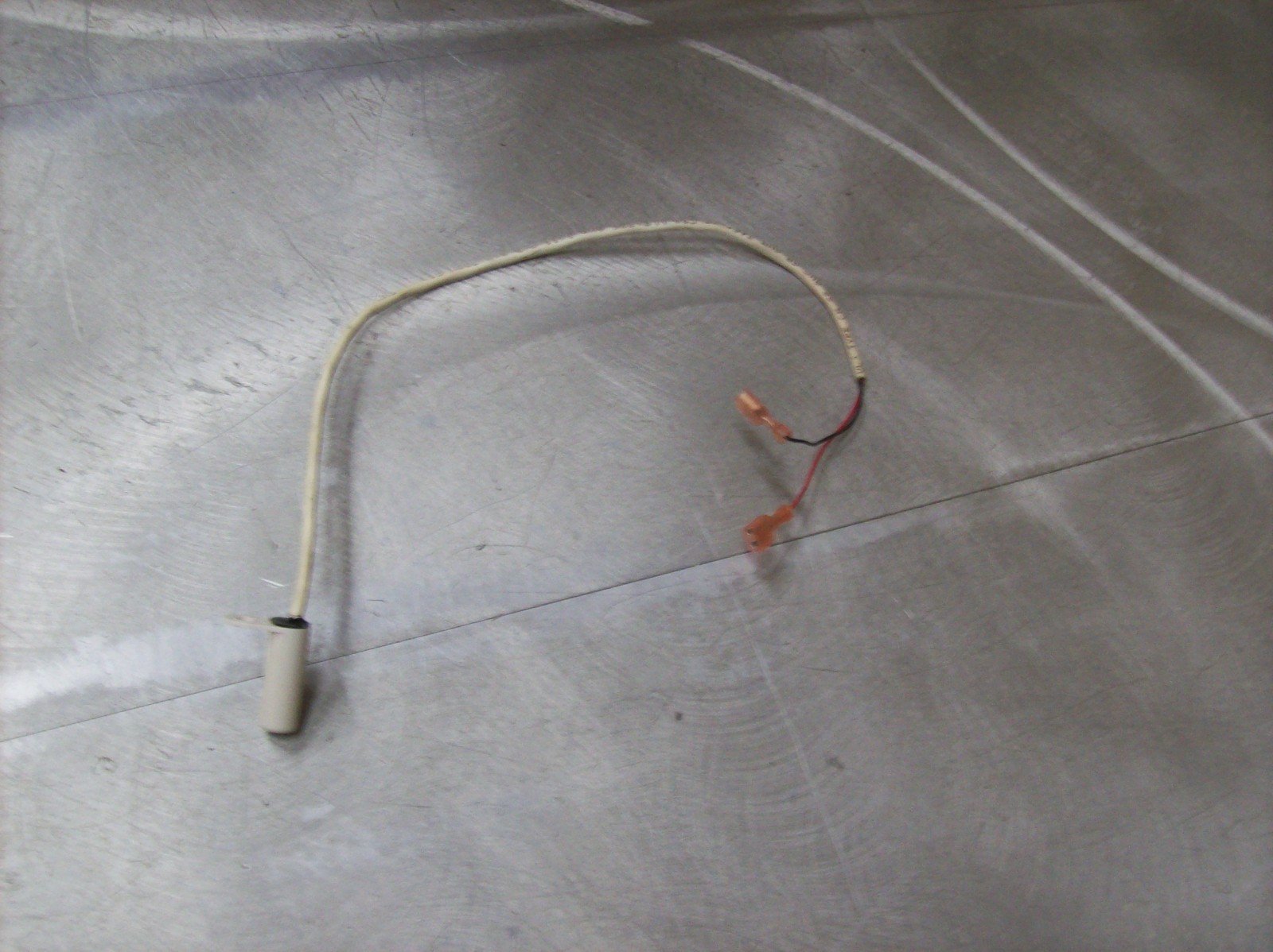 Manitowoc Genuine OEM NOS Sensor (from a SY1094N machine)