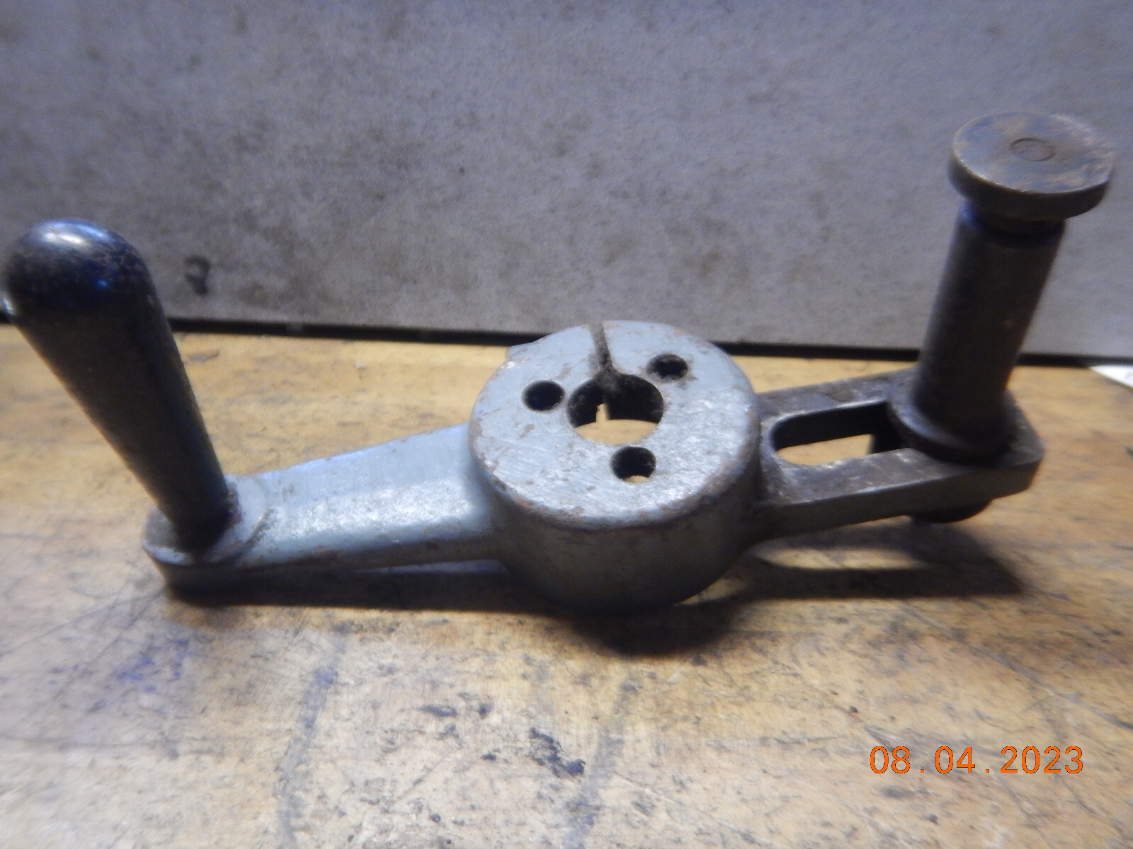 OLDER ROTARY TABLE OR INDEX SUPER SPACER CRANK HANDLE W/ STOP PIN