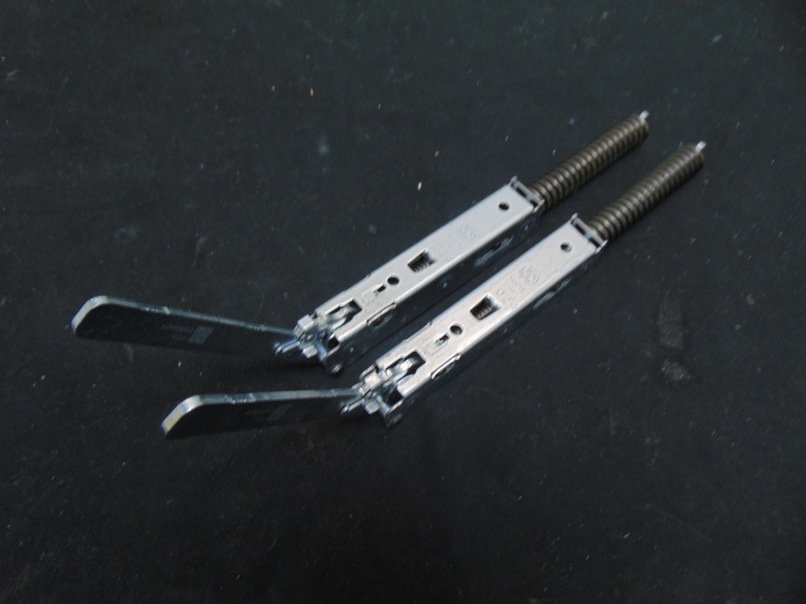 Frigidaire Electric Range FCFI3083ASC Hinges Qty2