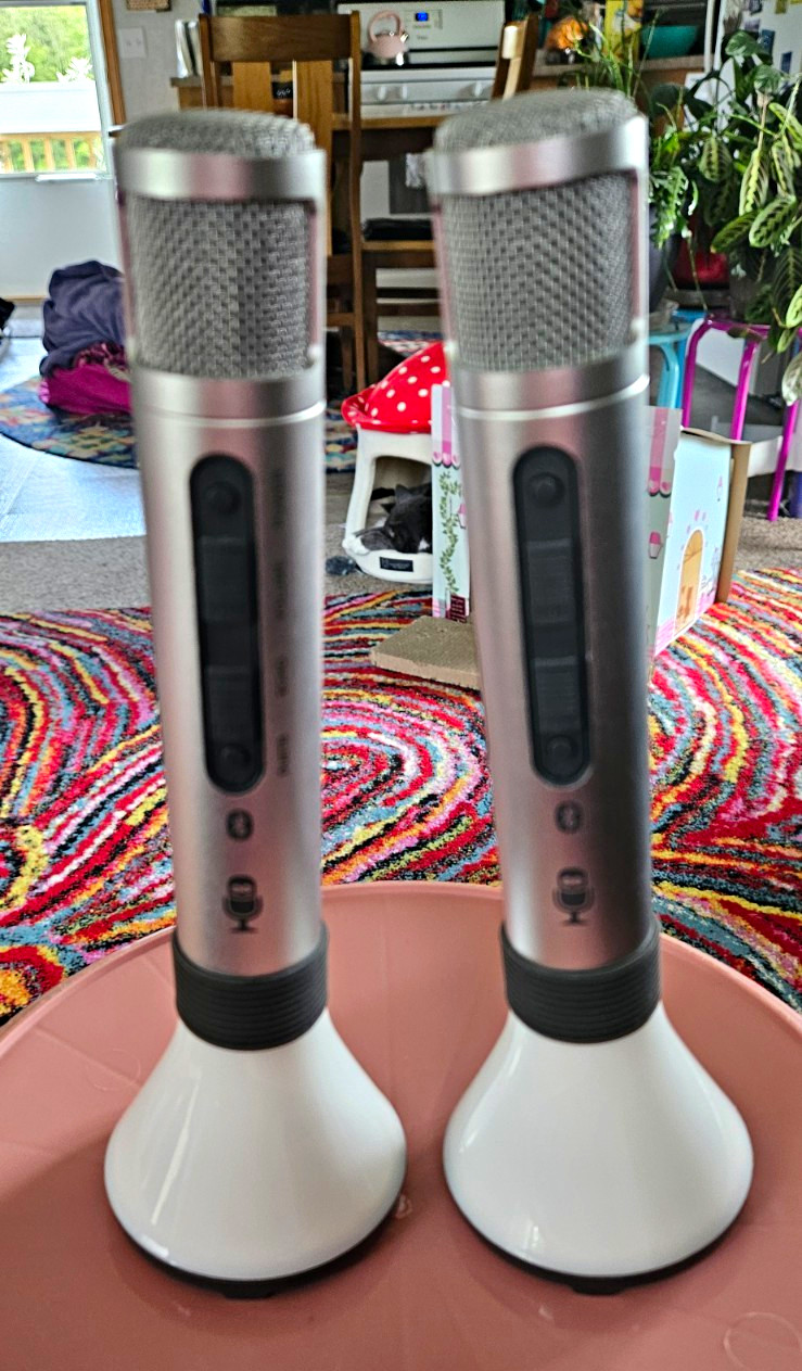 2x Bluetooth Karaoke Microphones Silver/White LED Echo Control Gain 3.5mm