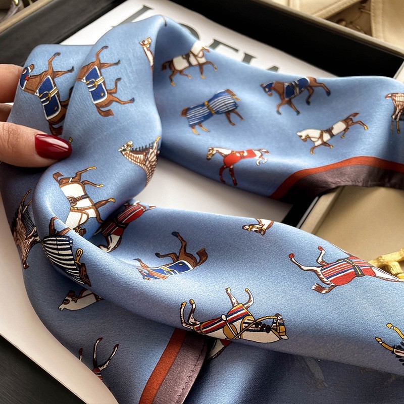 100% Silk Small Scarf Women Neckerchief Bandana Fashion Champagne Horse 53*53cm